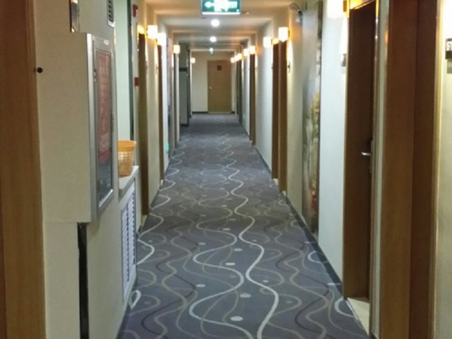 7 Days Premium Lanzhou High-Speed Rail West Passenger Station Branch