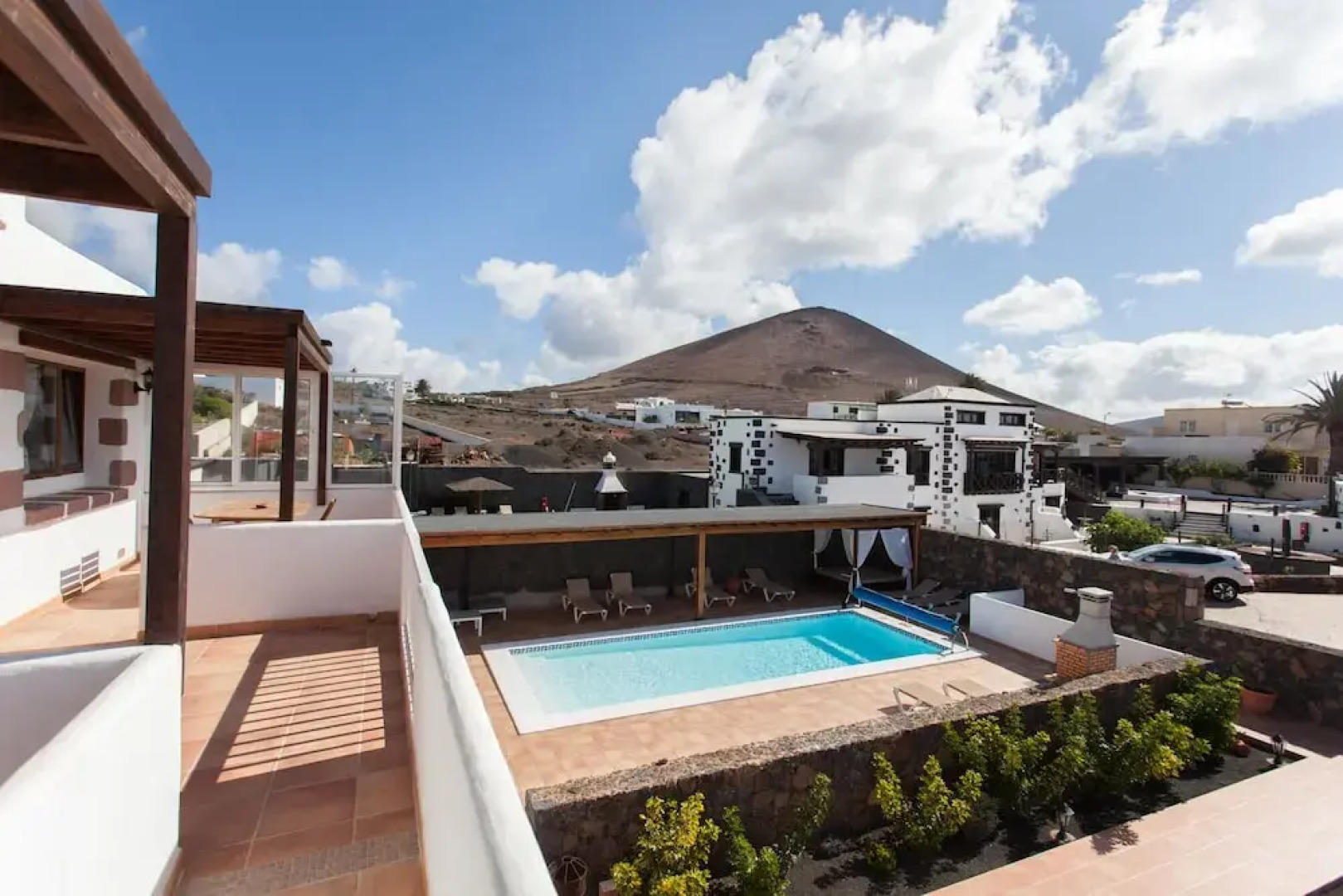 Apartamentos El Callao II