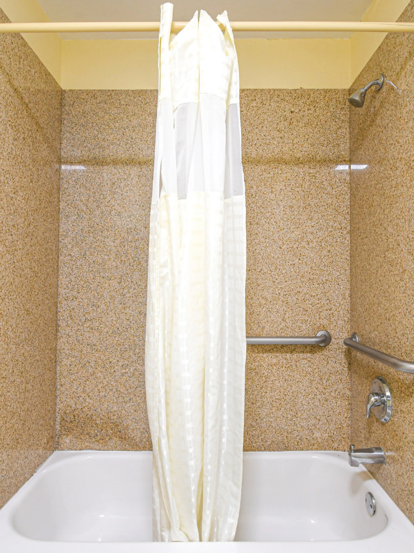 OYO Hotel Shenandoah Woodlands Mall