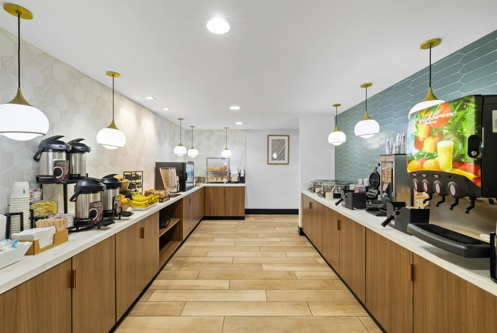 La Quinta Inn & Suites by Wyndham Santa Cruz