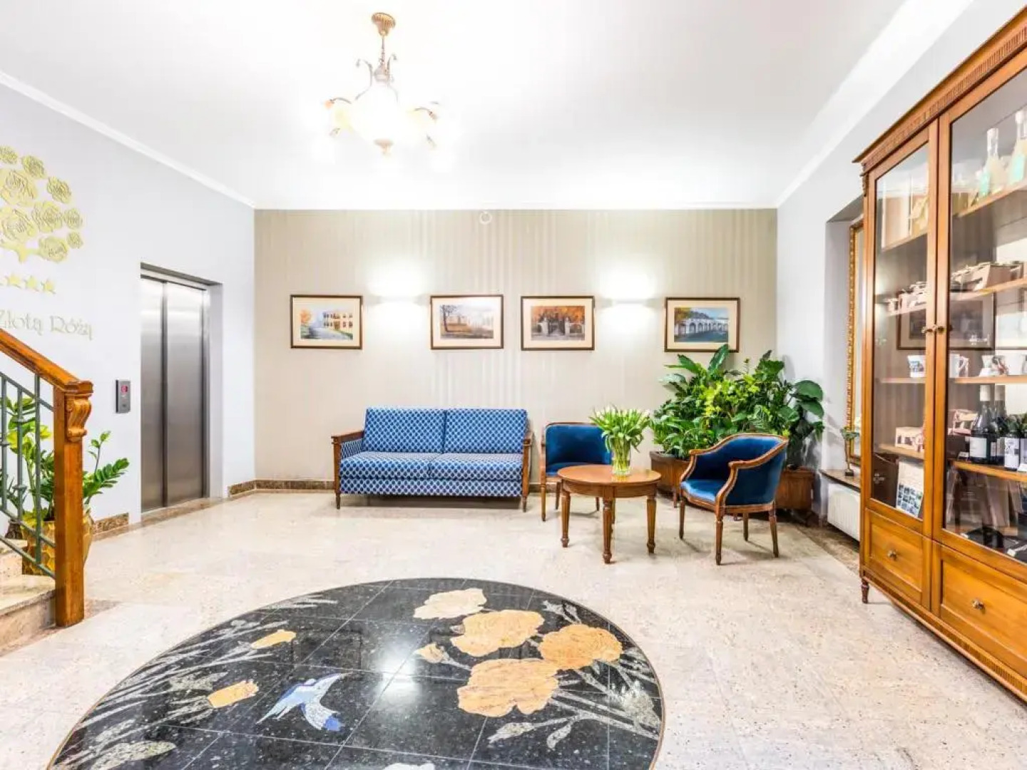 Hotel Pod Złotą Różą