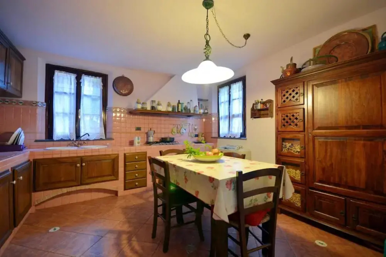 House With 3 Bedrooms in Castell'anselmo, With Furnished Terrace and Wifi Near the Beach