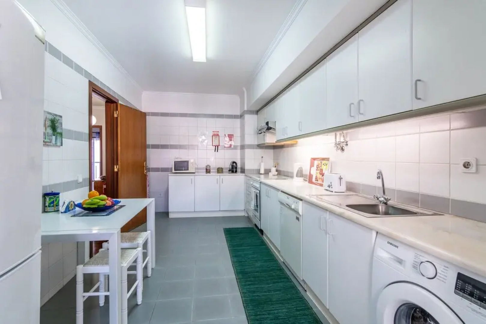 Feels Like Home Funchal Spacious Apartment with Balcony