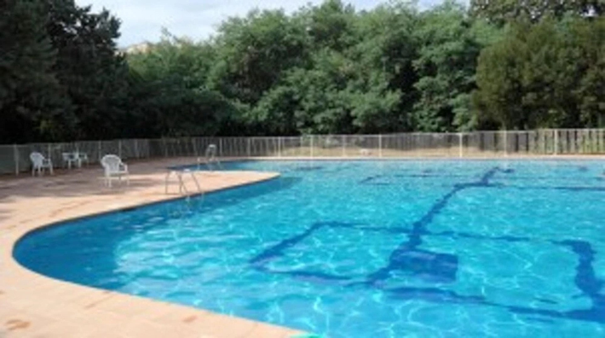 Studio in Saint-tropez, With Pool Access - 800 m From the Beach