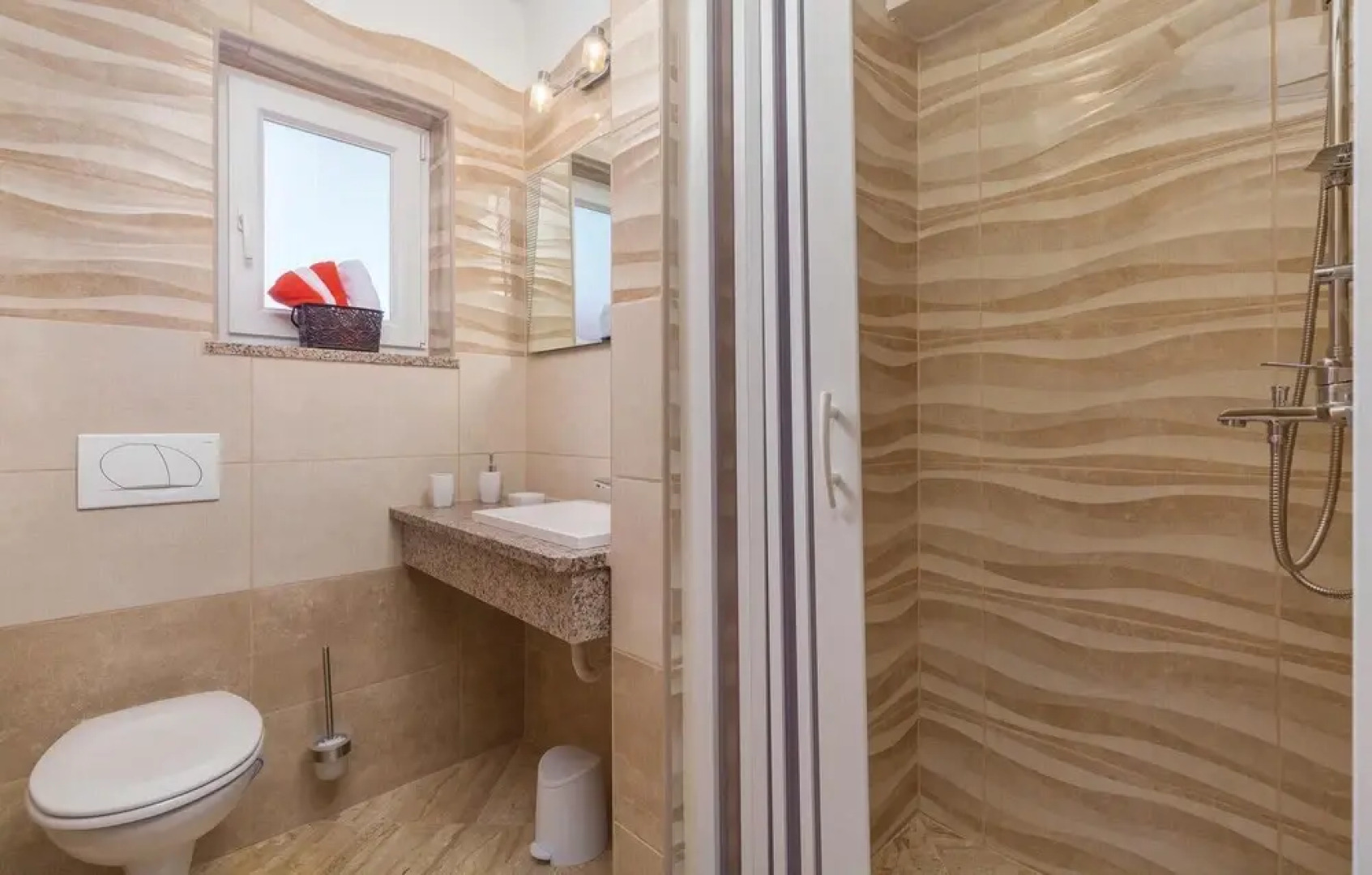 Stunning Home in Nedescina With Wifi and 4 Bedrooms