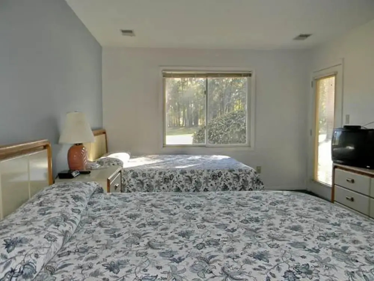 Colony I- Pet Friendly Condos- by Sloane Realty Vacations