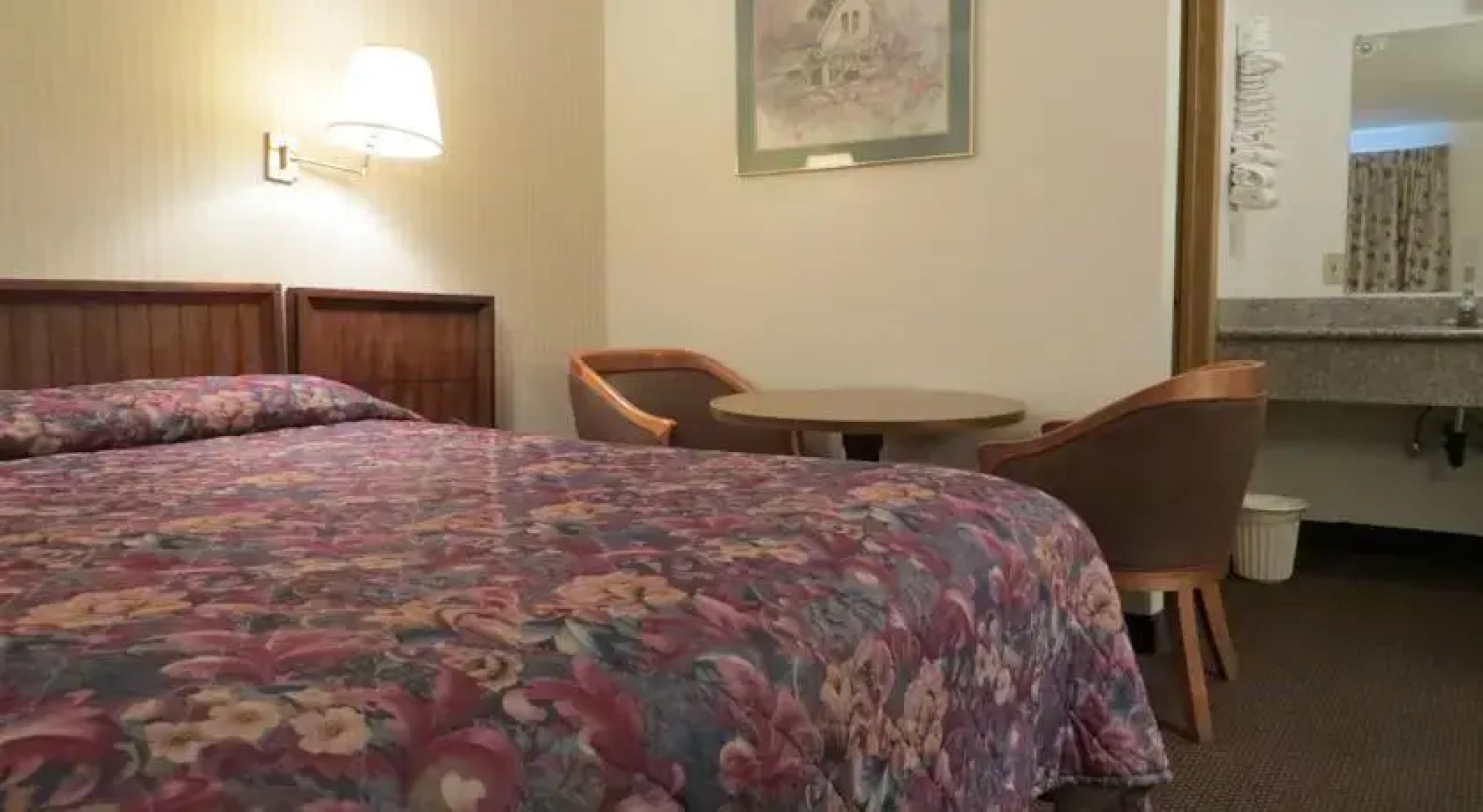 Courtesy Inn Motel