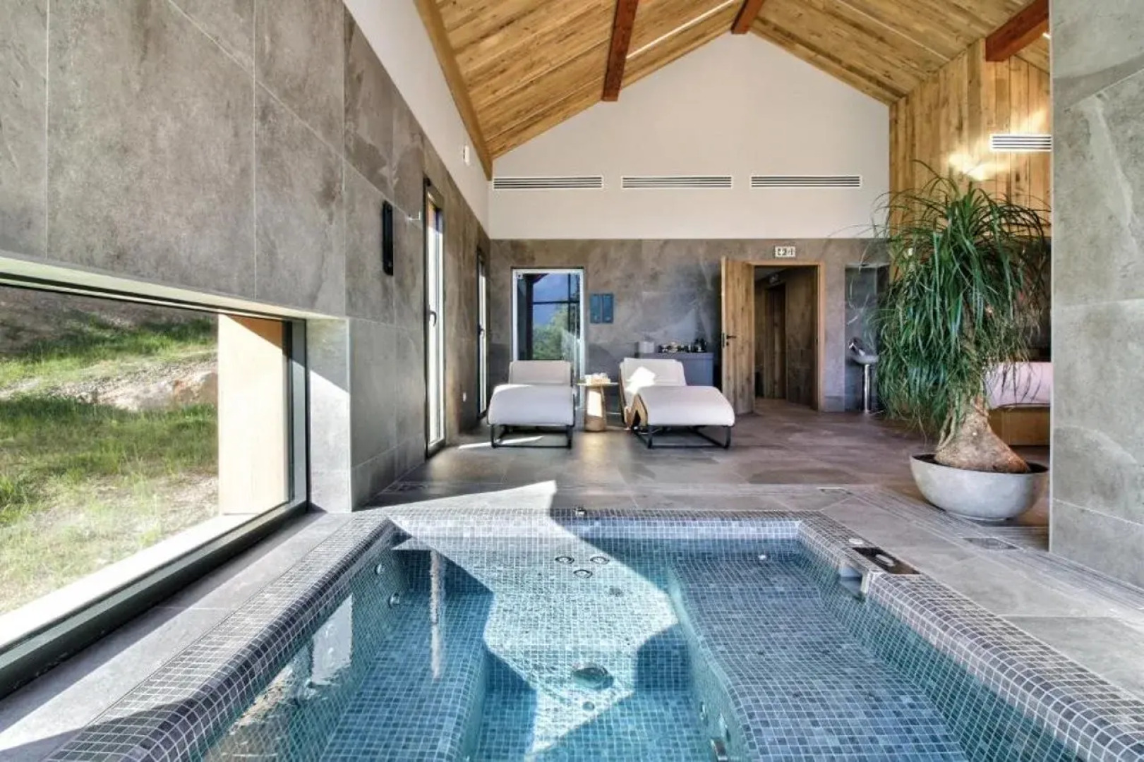 Pure Montagne Resort & Spa