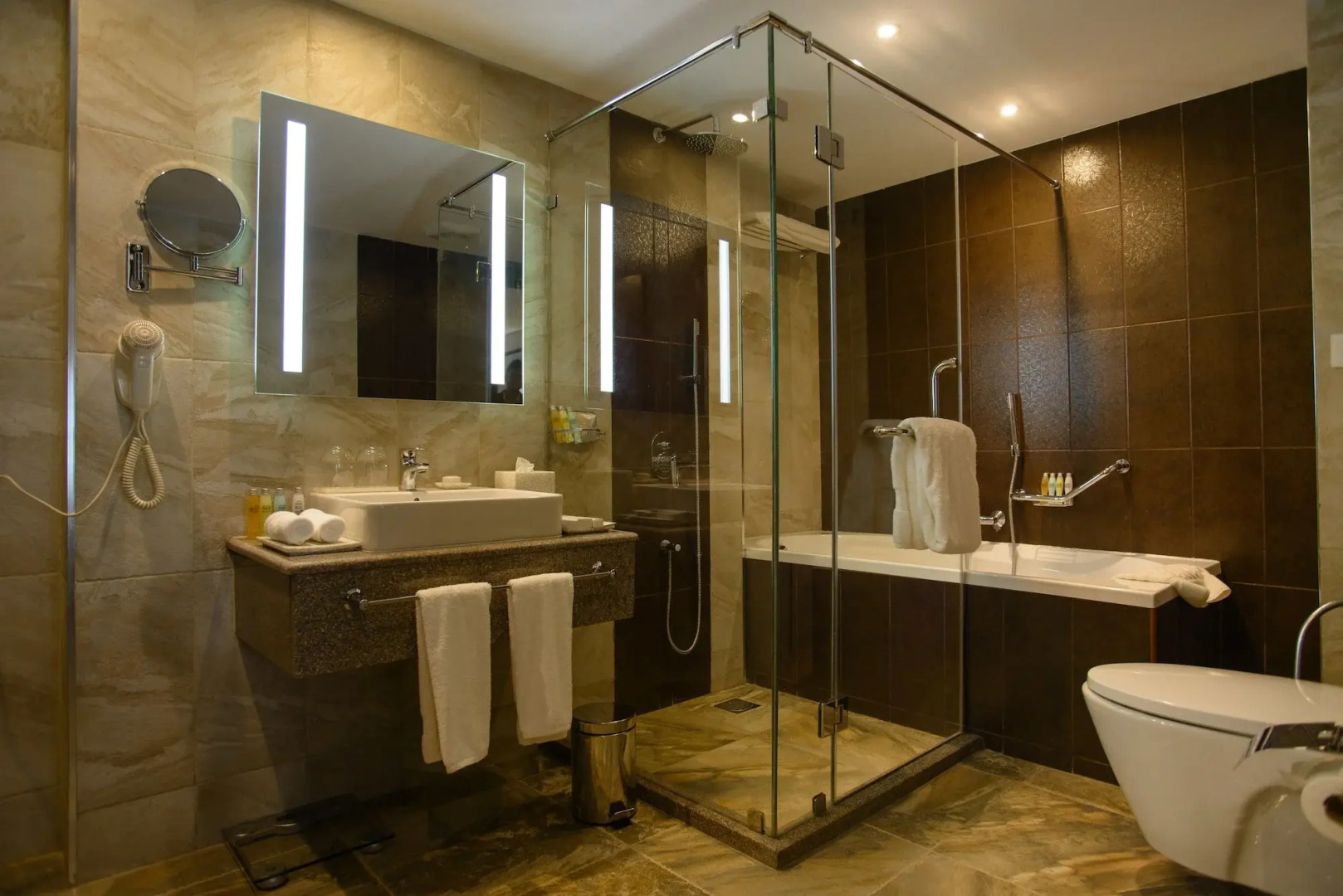 The Concord Hotel And Suites