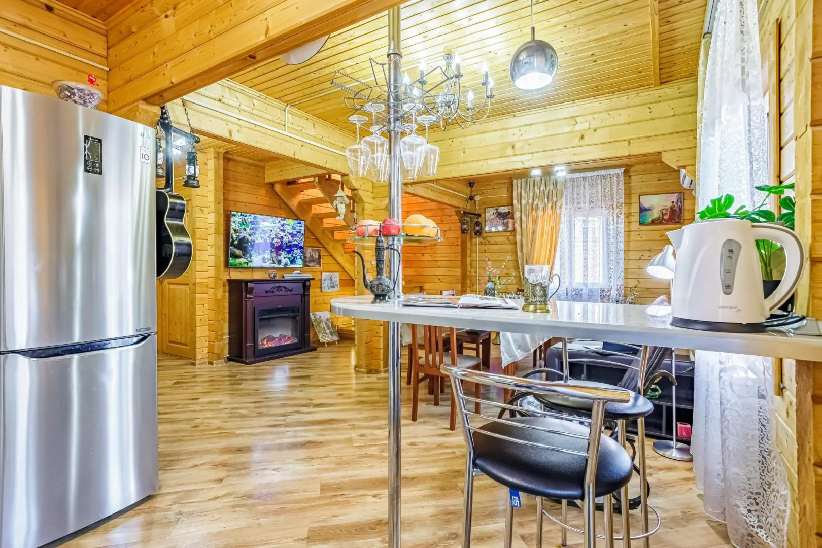 Агой-Шале семейный 12-местный коттедж