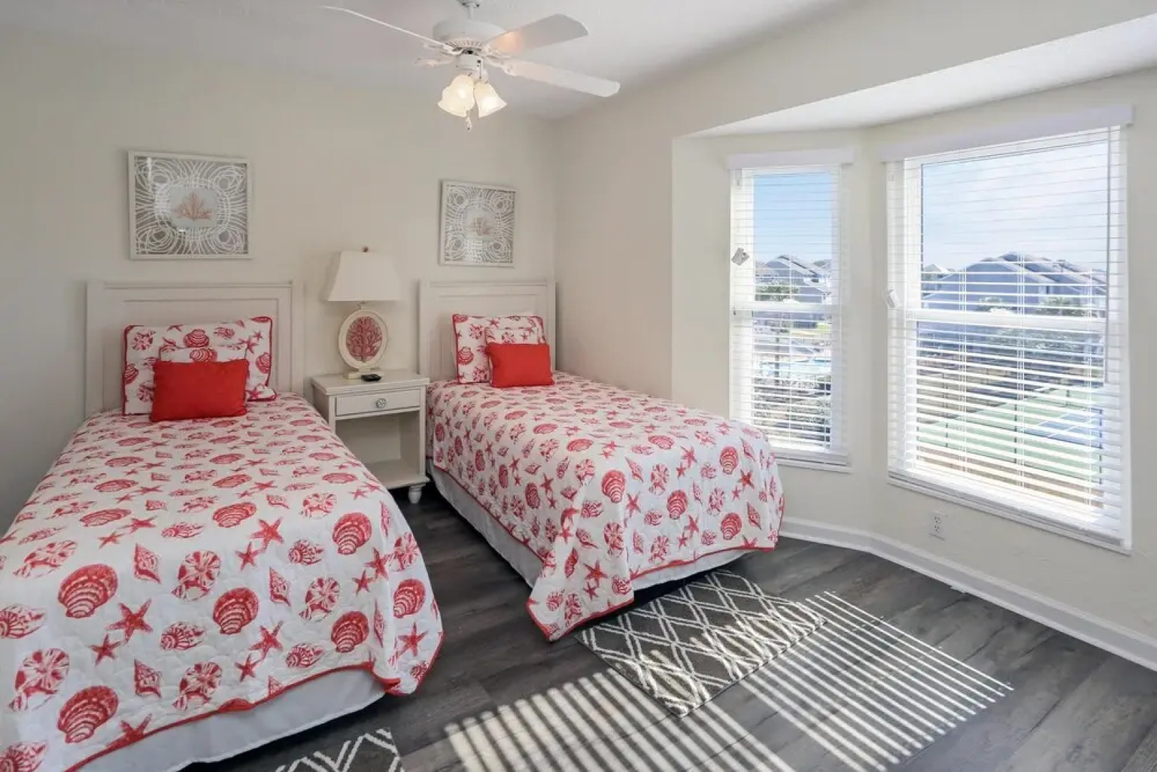 Sea Cliff I-51 Coastal Splendor