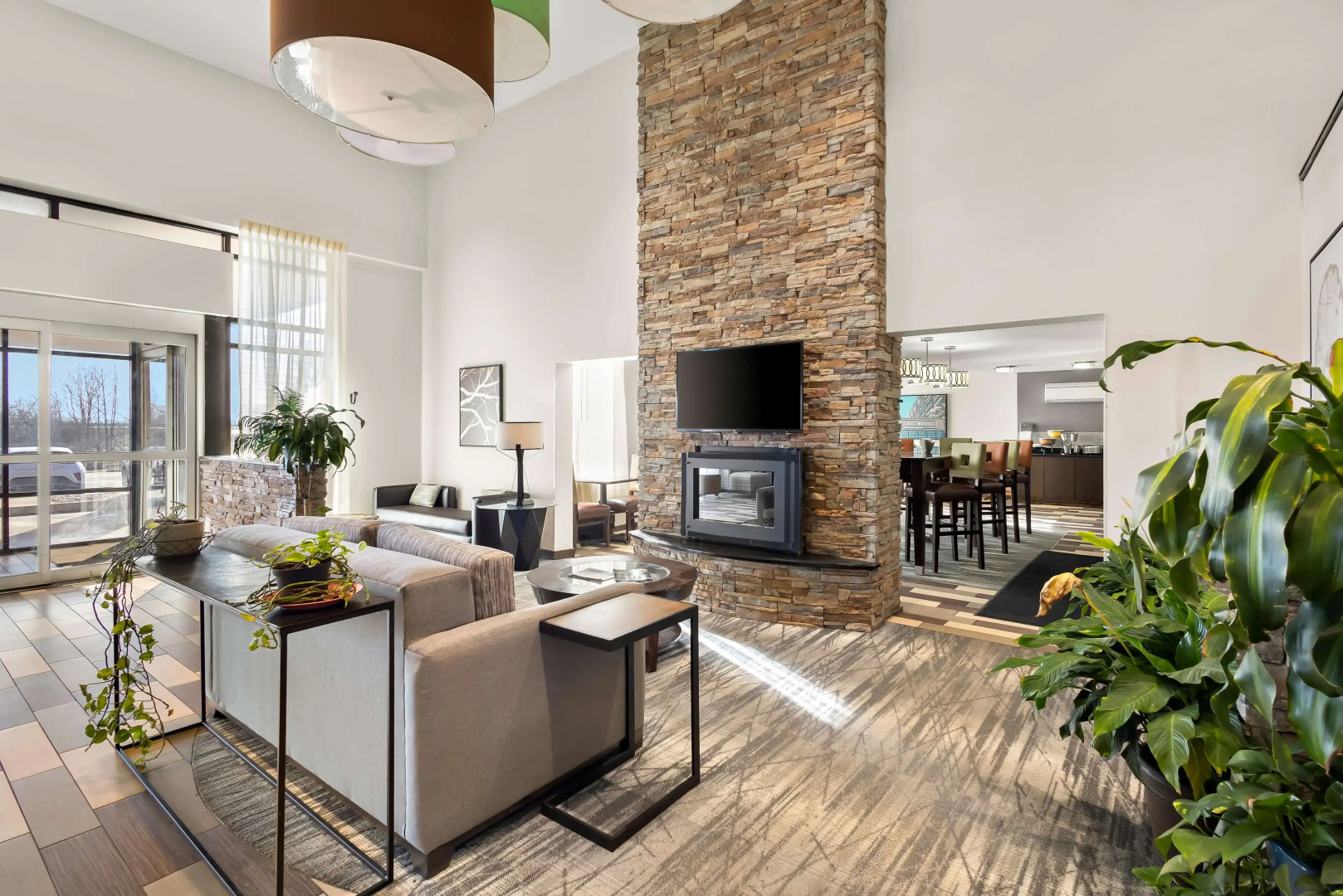 Best Western Luxbury Inn Fort Wayne
