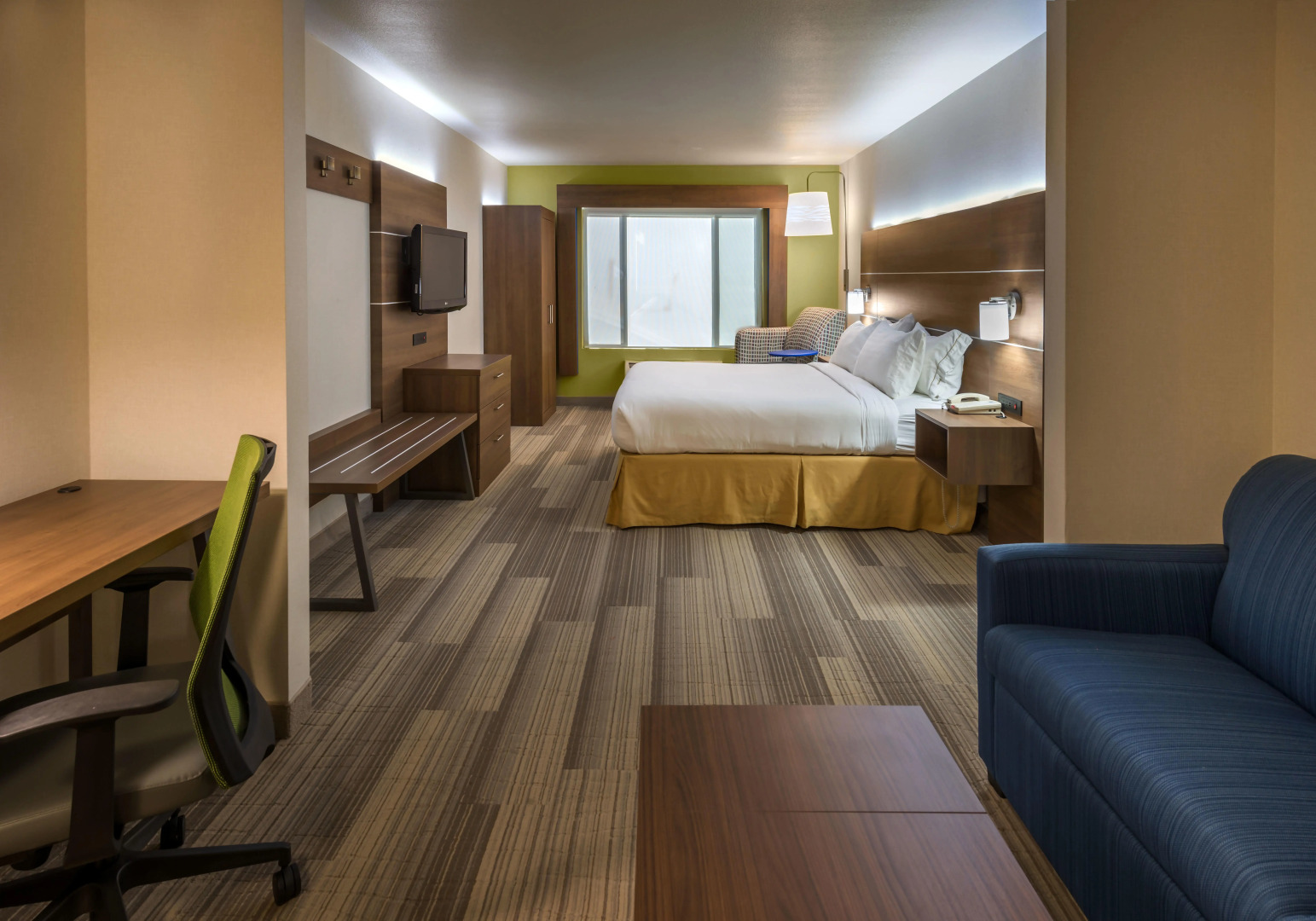 Holiday Inn Express & Suites Carson City by IHG