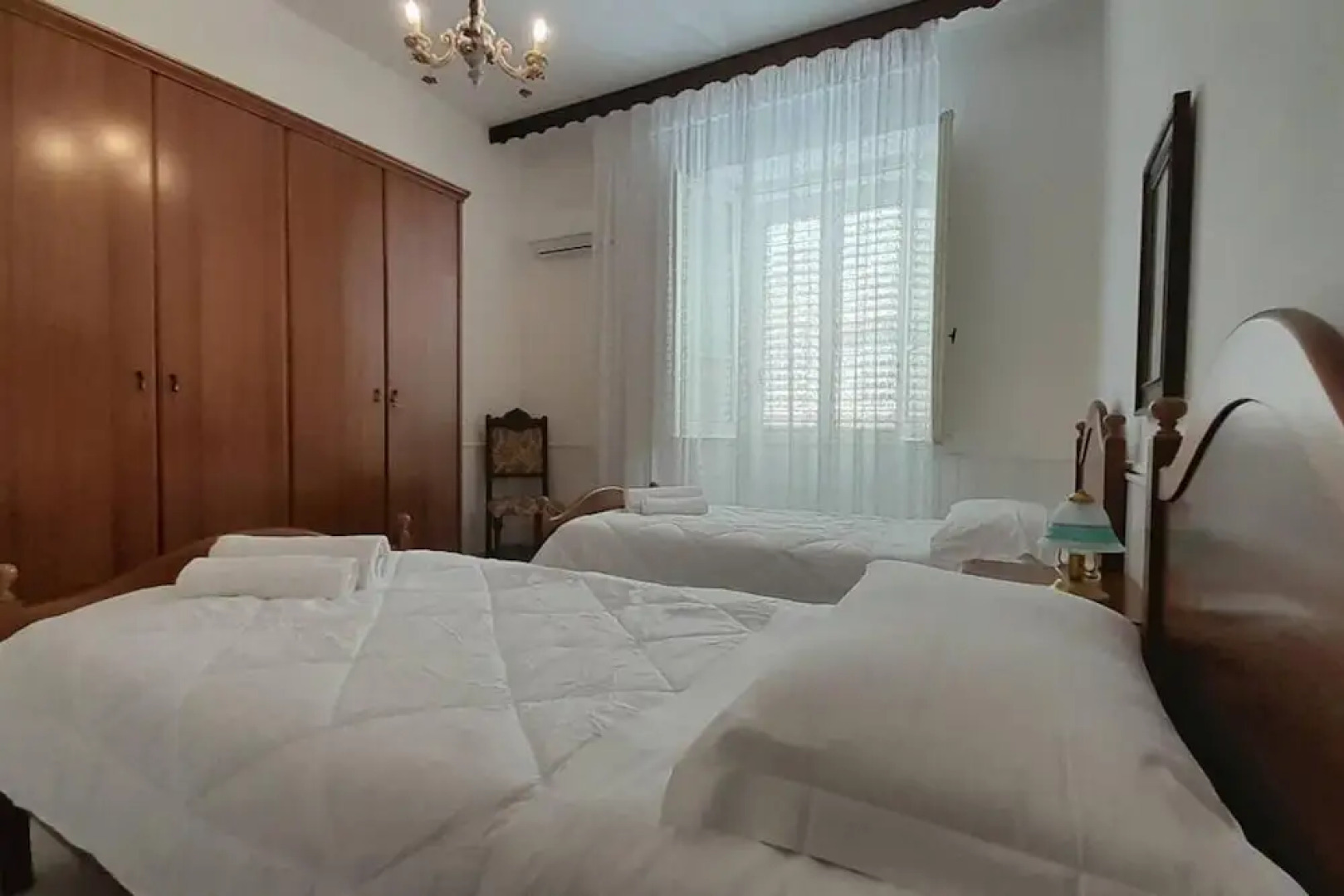 Welcomely - Janas de Ilu