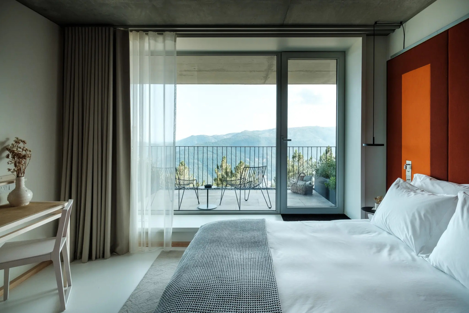 Casa de São Lourenço - Burel Panorama Hotel - Member of Design Hotels