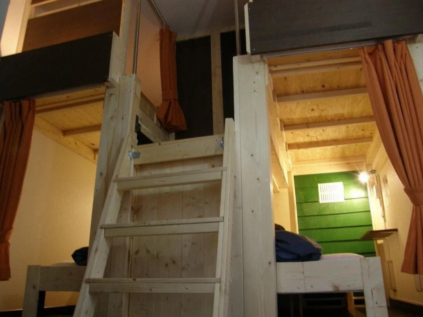 Guest House & Bar Freedom