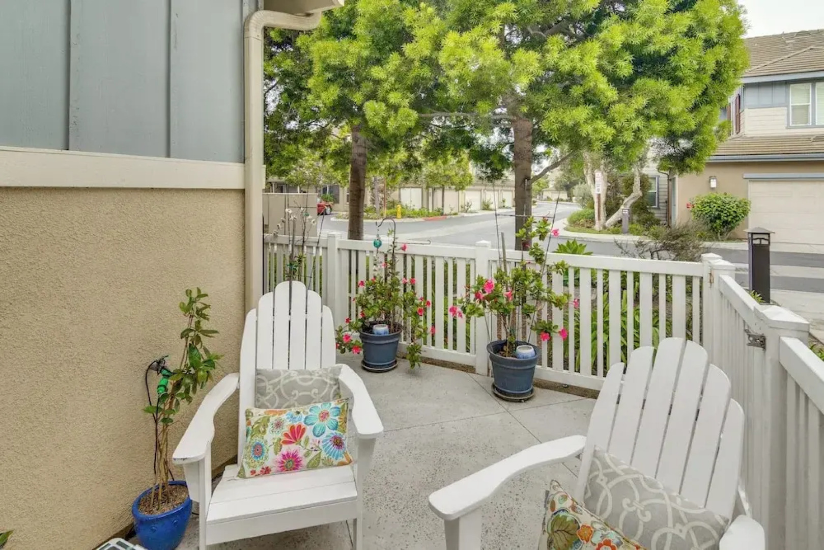 Walk to Beach: Luxe San Buenaventura Villa!