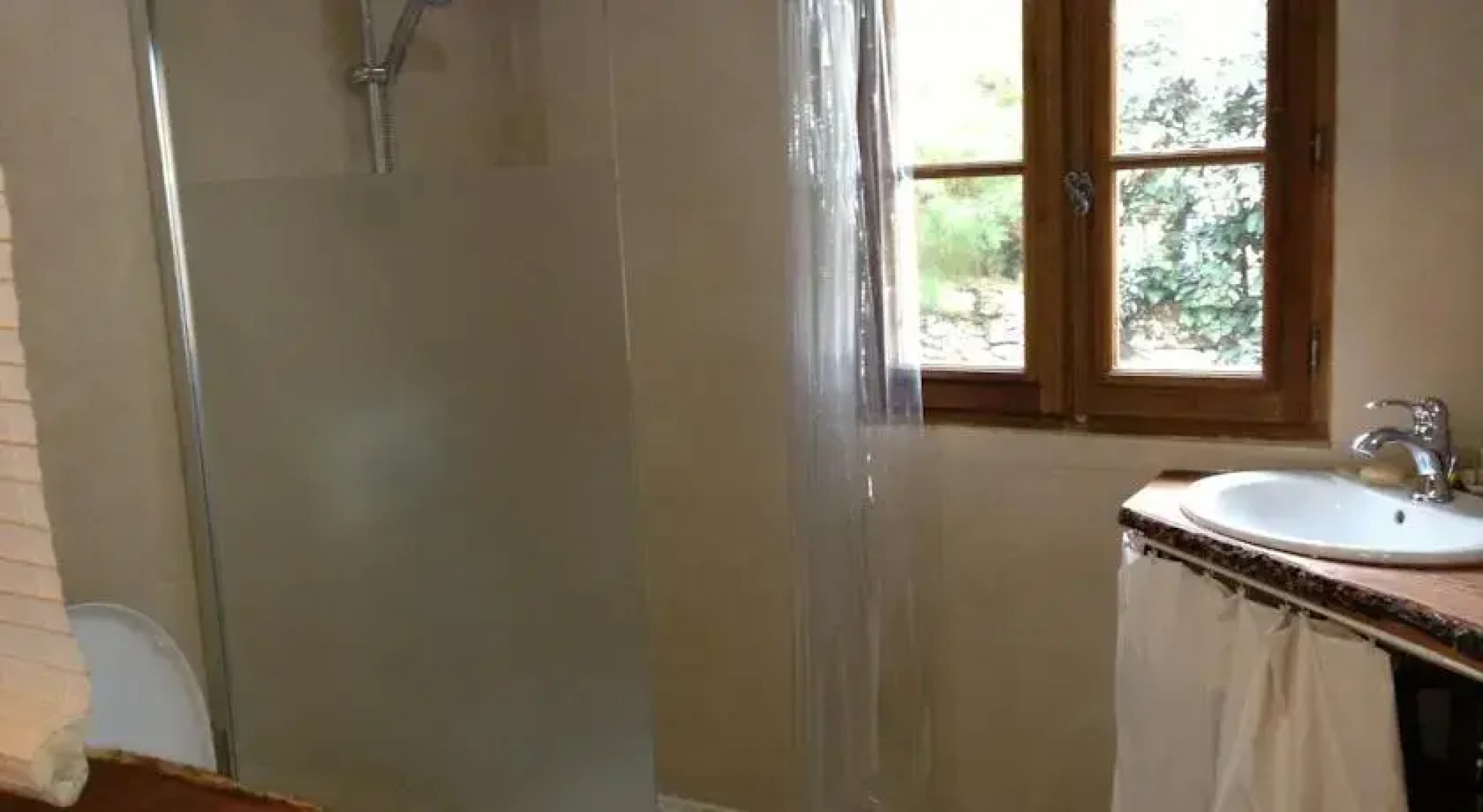 Chambre dHôtes "LAtelier"