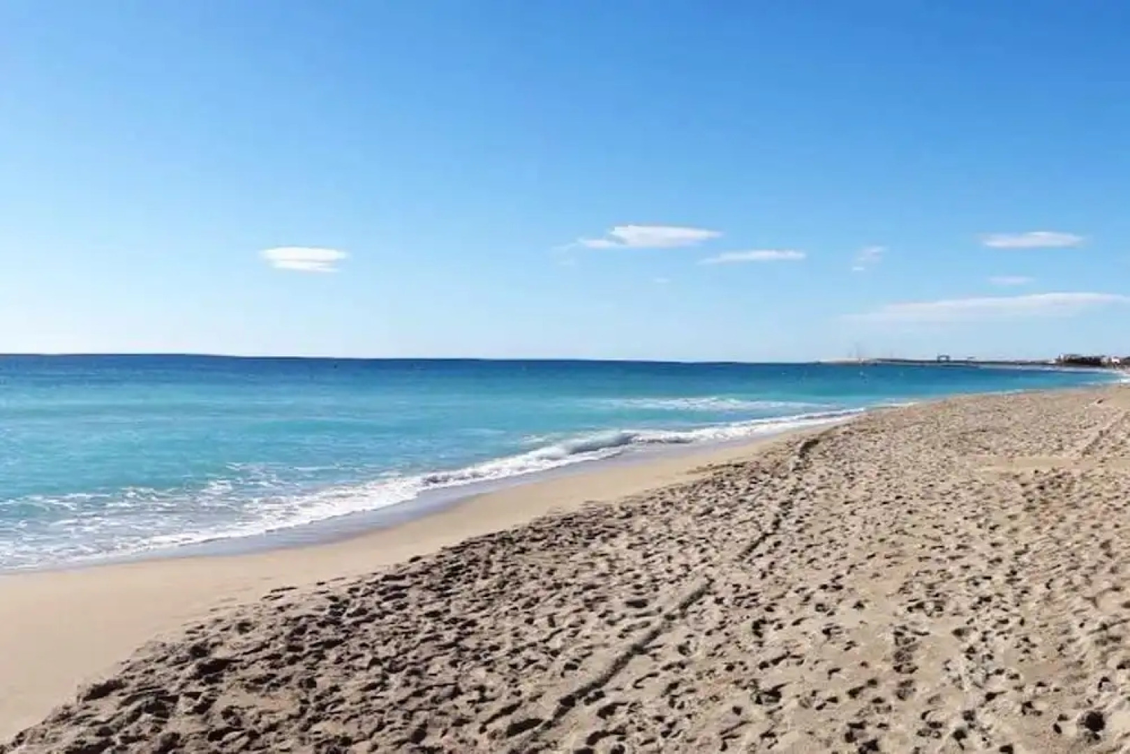 Apartment With one Bedroom in Francàs, With Wonderful Mountain View - Near the Beach