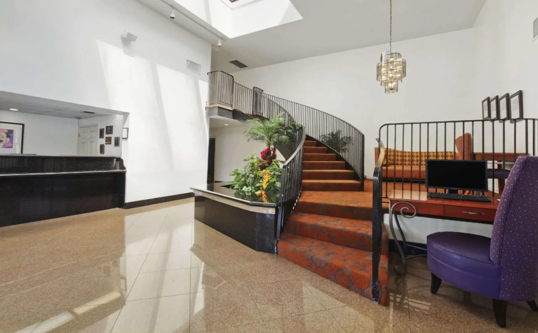 Travelodge Inn & Suites by Wyndham Anaheim on Disneyland Dr