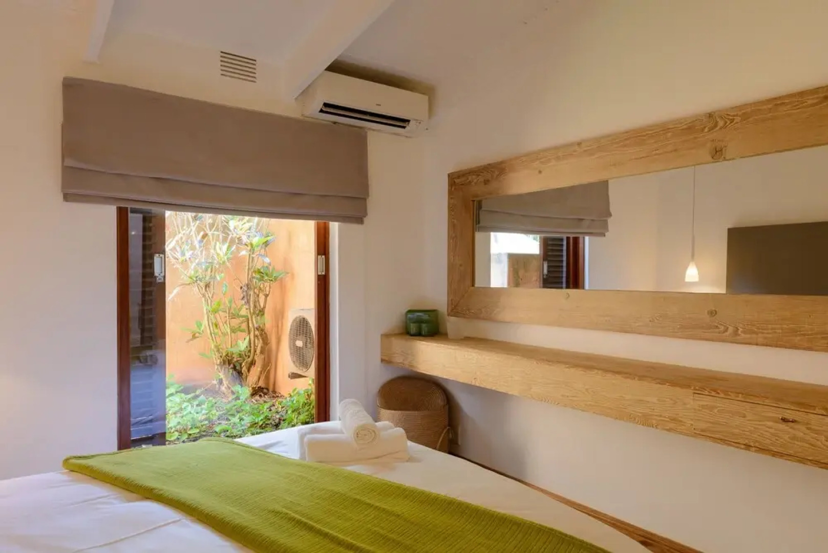 San Lameer Villa Rentals 3514