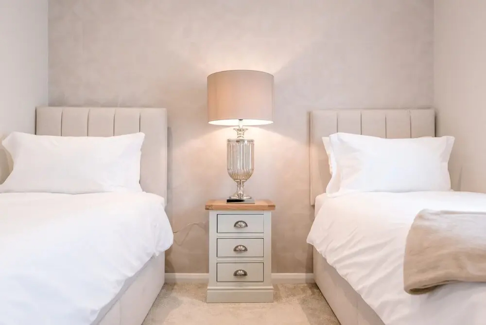 Woodbridge Penthouse