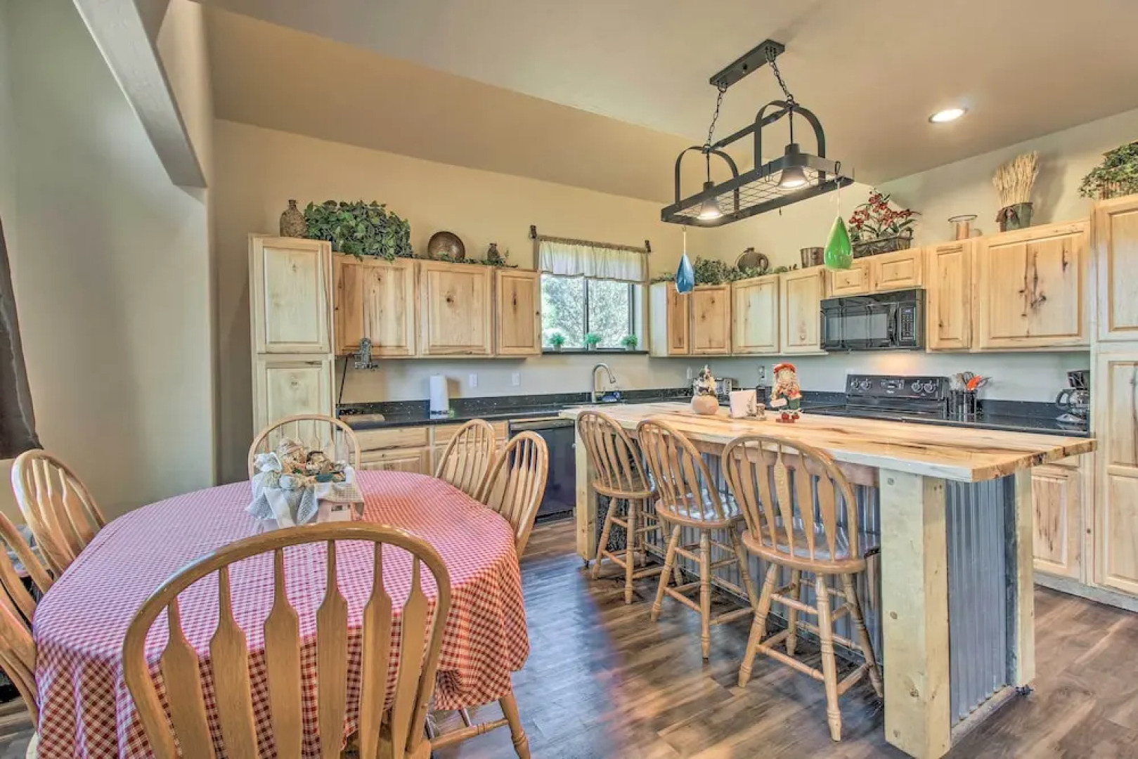 Serene Cabin: Coconino Nat'l Forest View!