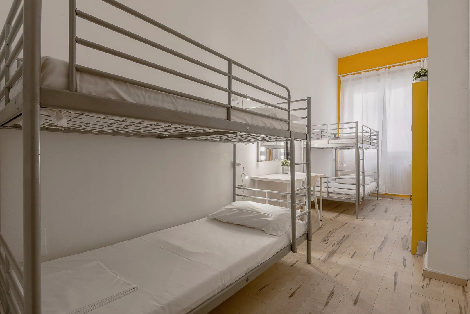 QUO Milano - Hostel