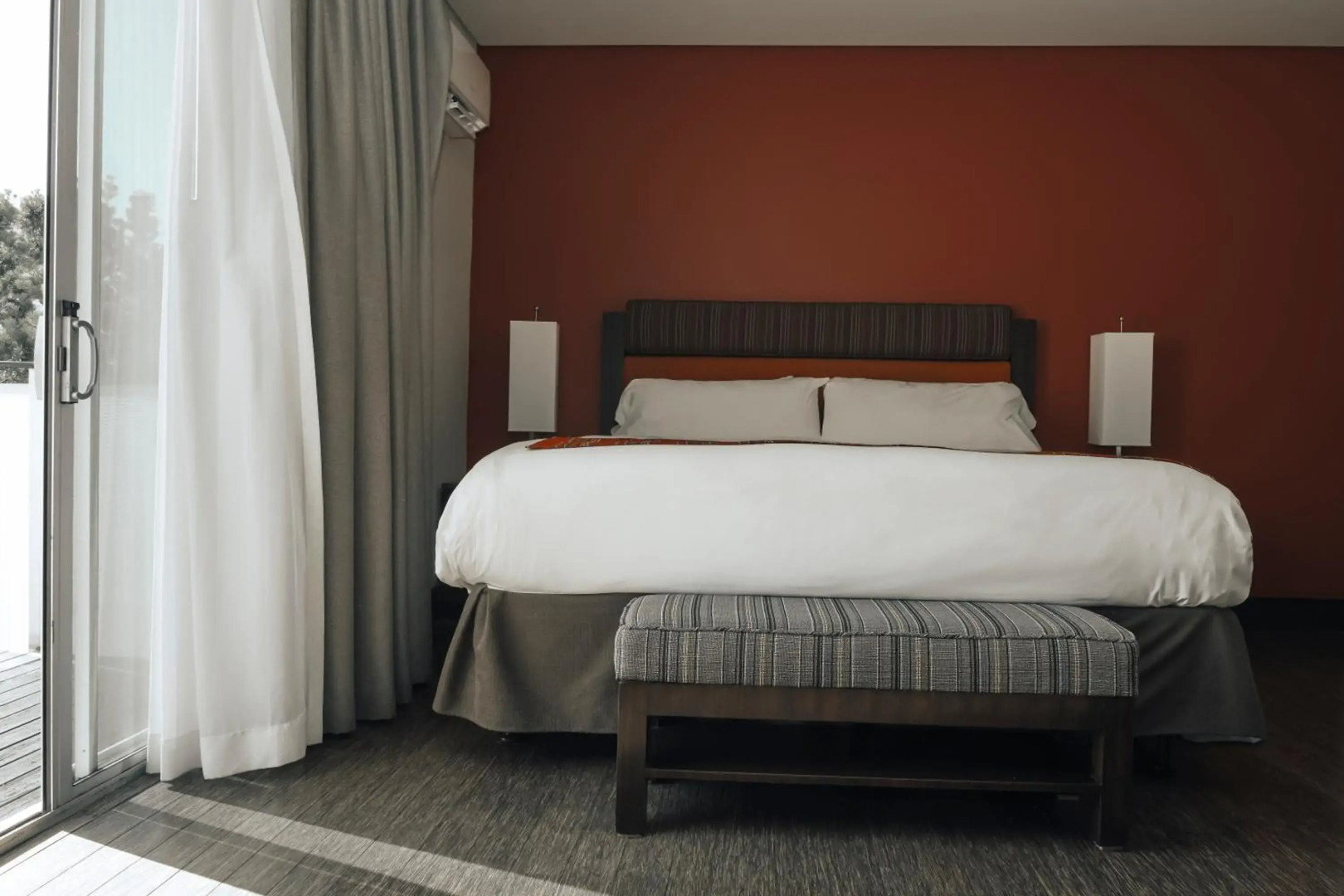 SIRTAJ - Beverly Hills