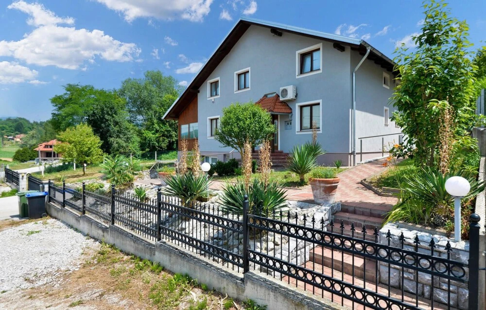 Awesome Home in Jastrebarsko With Sauna, Wifi and Outdoor Swimming Pool