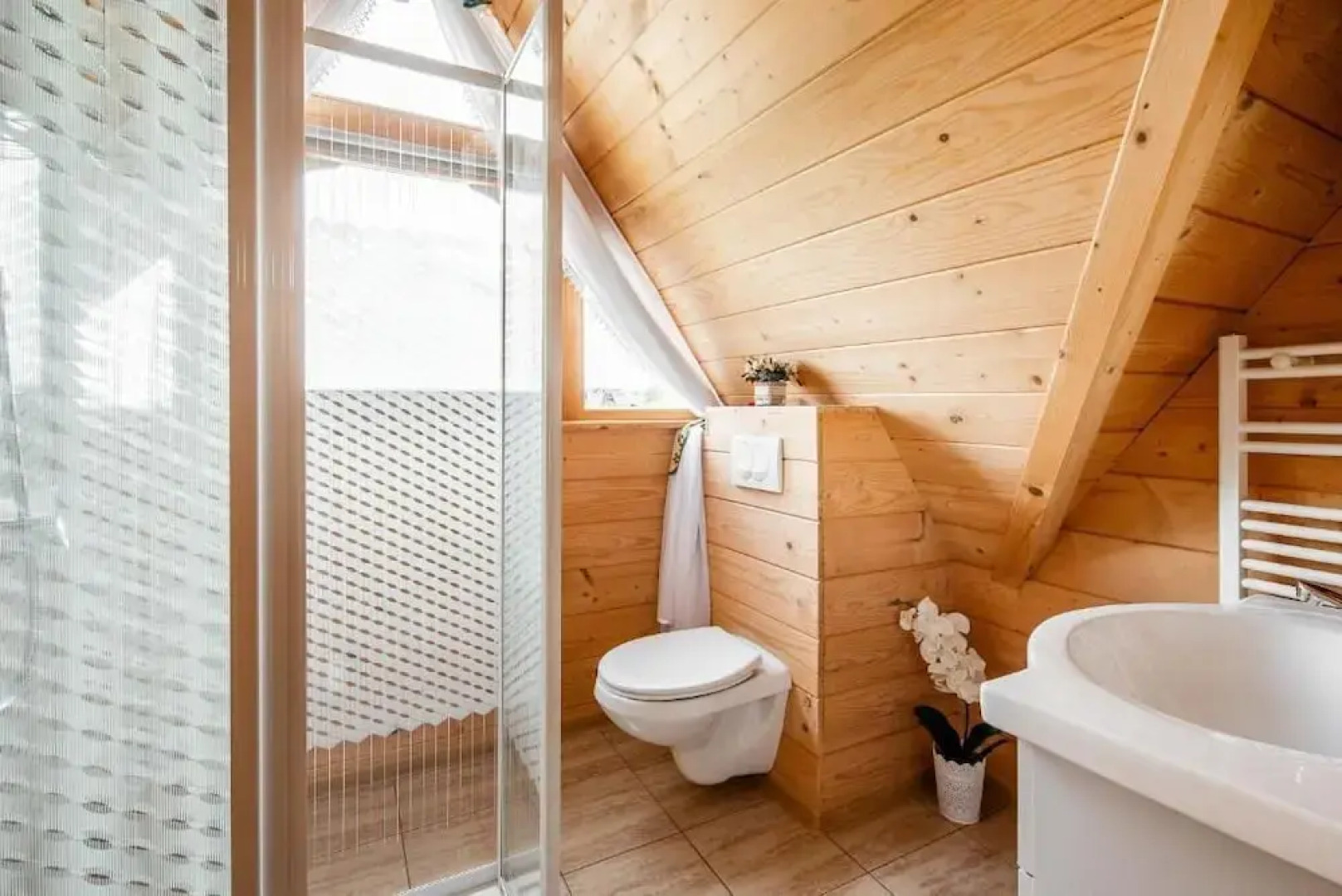 DOMKI TATRY z jacuzzi i sauną w cenie