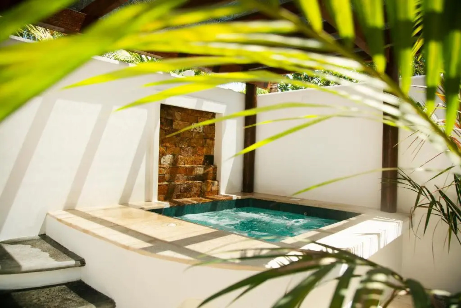 Dos Mundos Pacific Resort