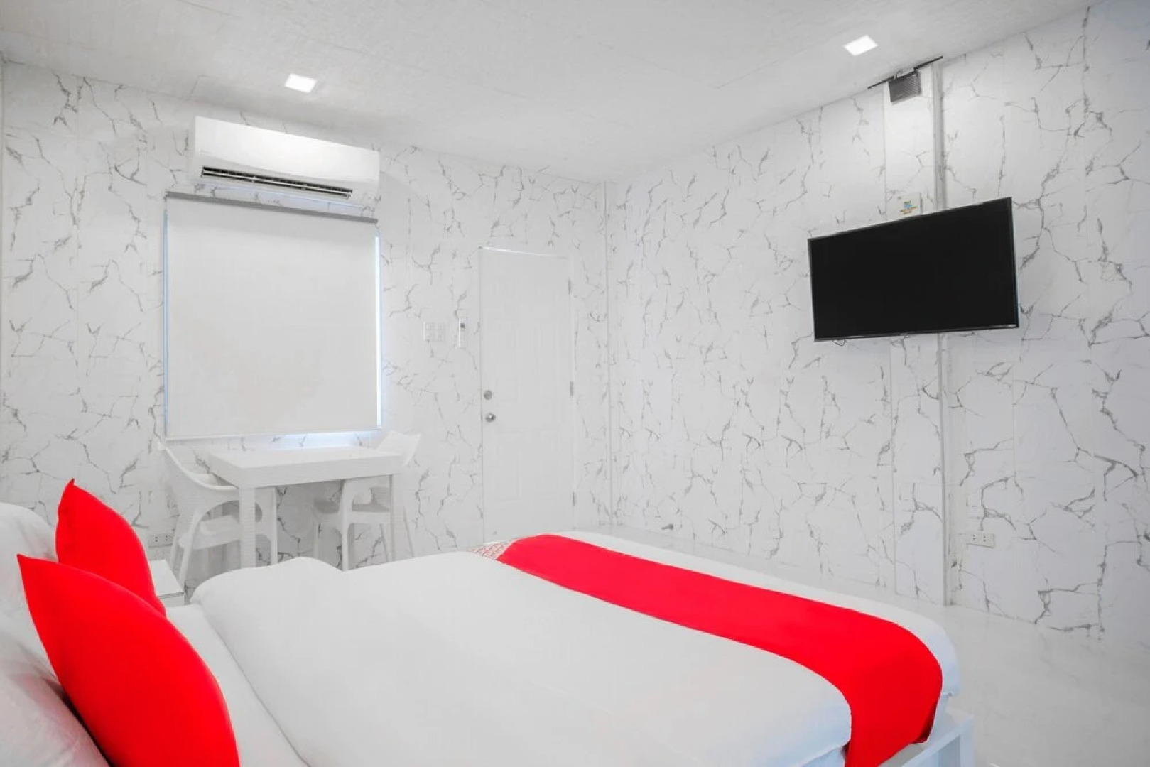 OYO 630 Sena Gladyz Suites