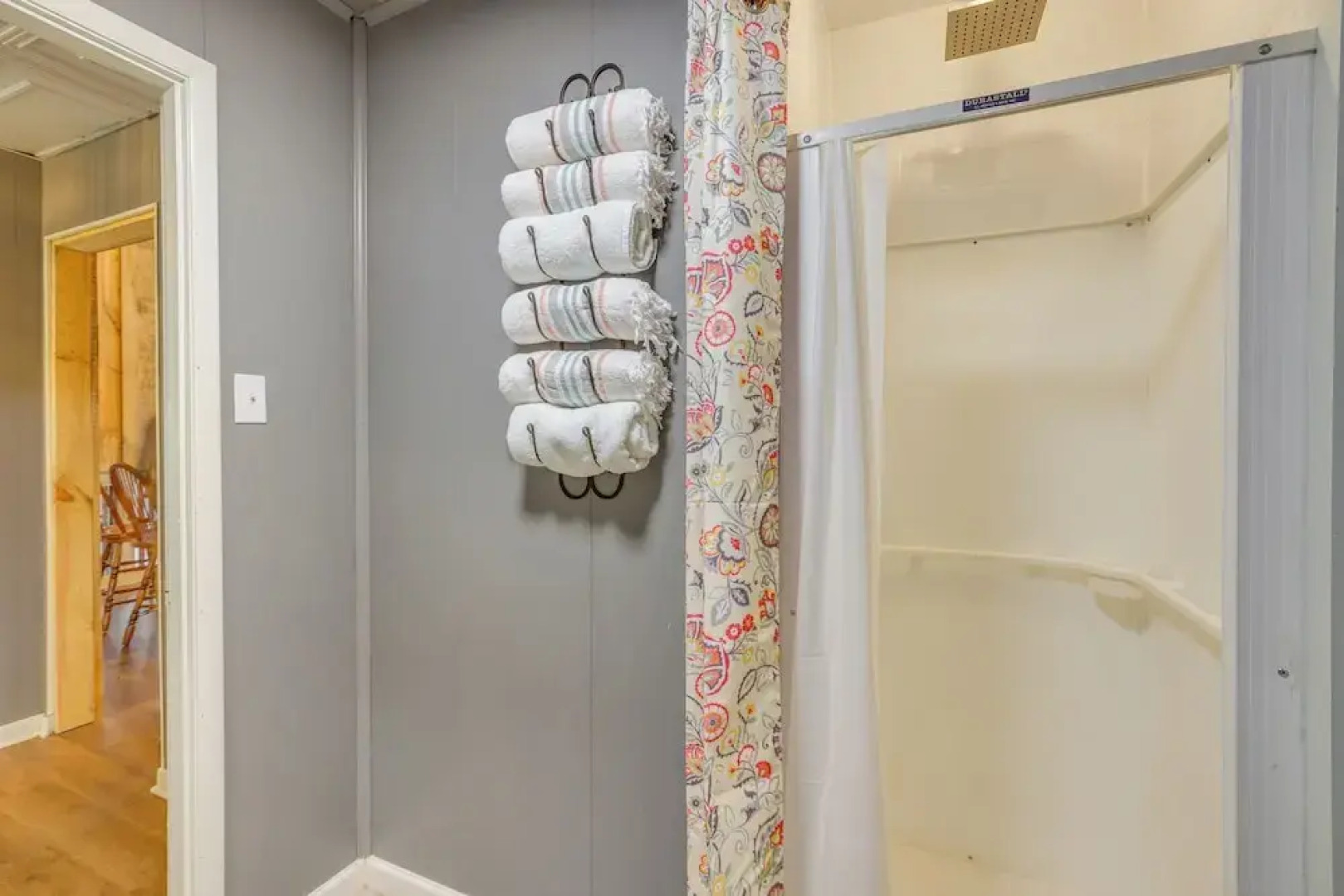 Downtown Lineville Vacation Rental ~ 10 Mi to Lake