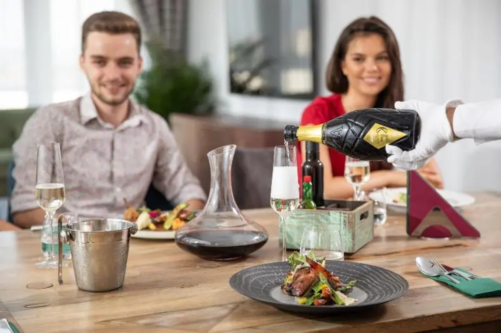 Kanopian Penthouse Hotel