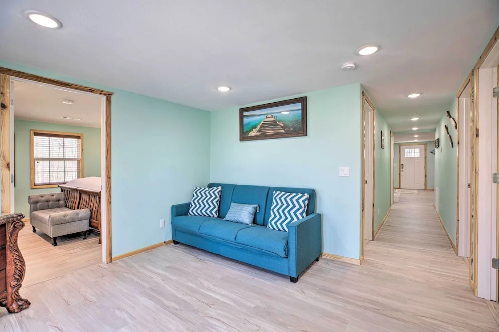 Outdoor Family Fun: Large Home by Beaver Lake!