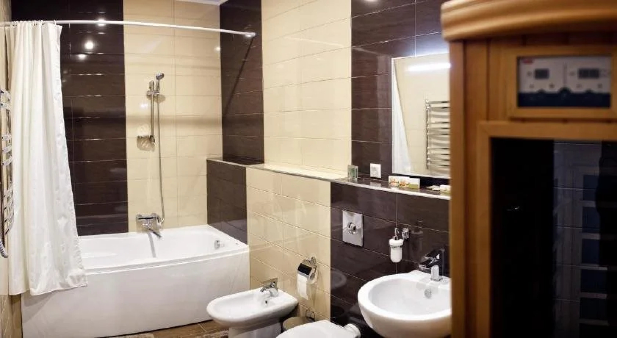 Отель Айсберг