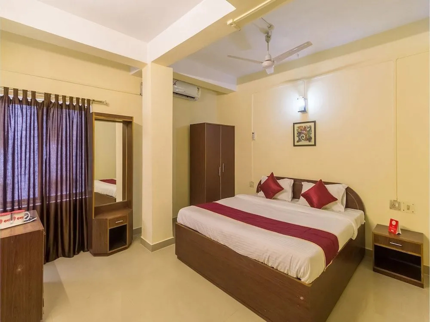 OYO 9671 Hotel Rudraksh Inn