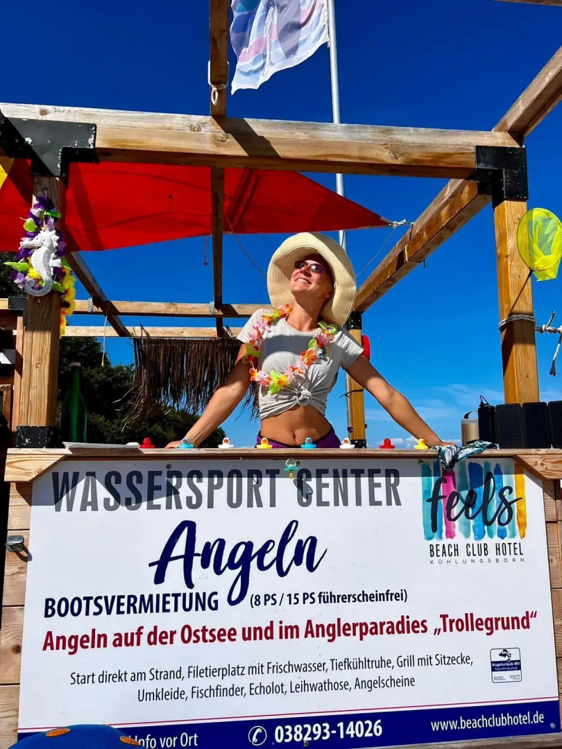 feels Beach Club Hotel