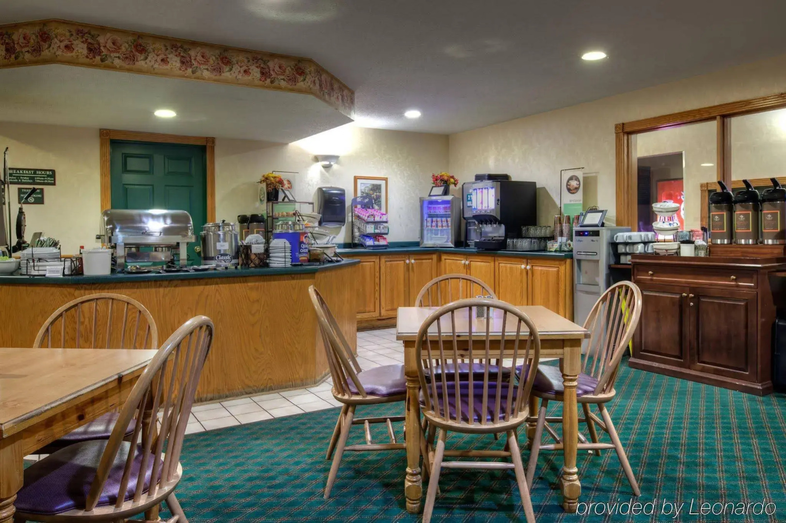 Country Inn & Suites by Radisson, Mason City, IA