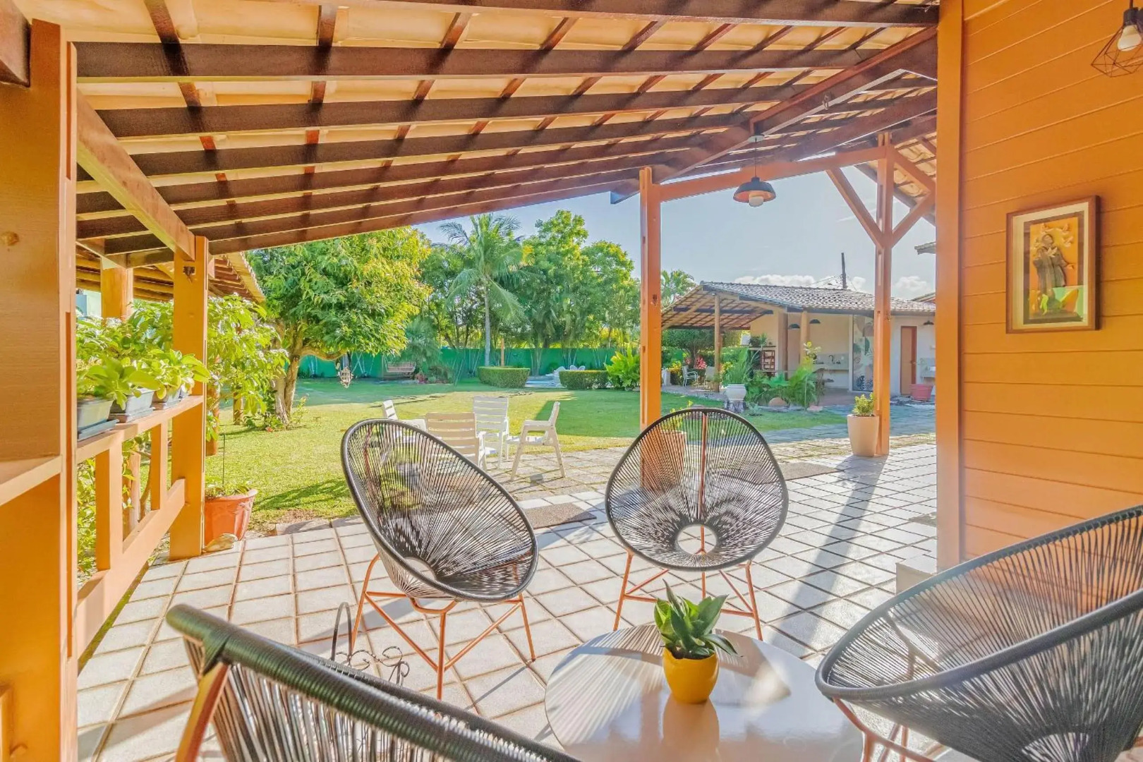 VT04 Excelente Casa 3 Quartos e Piscina