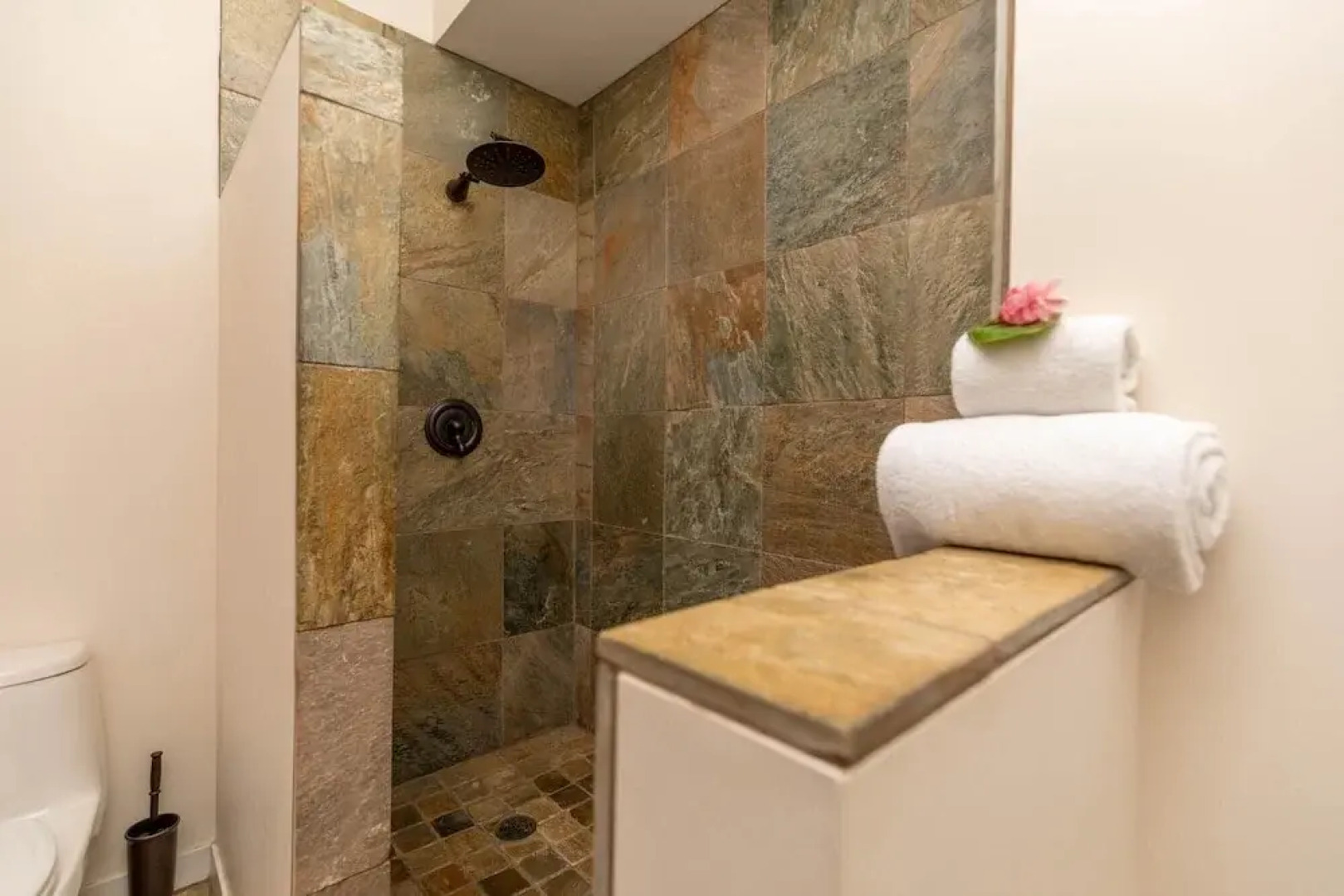 Aina Nalu K203 in Lahaina, Lahaina