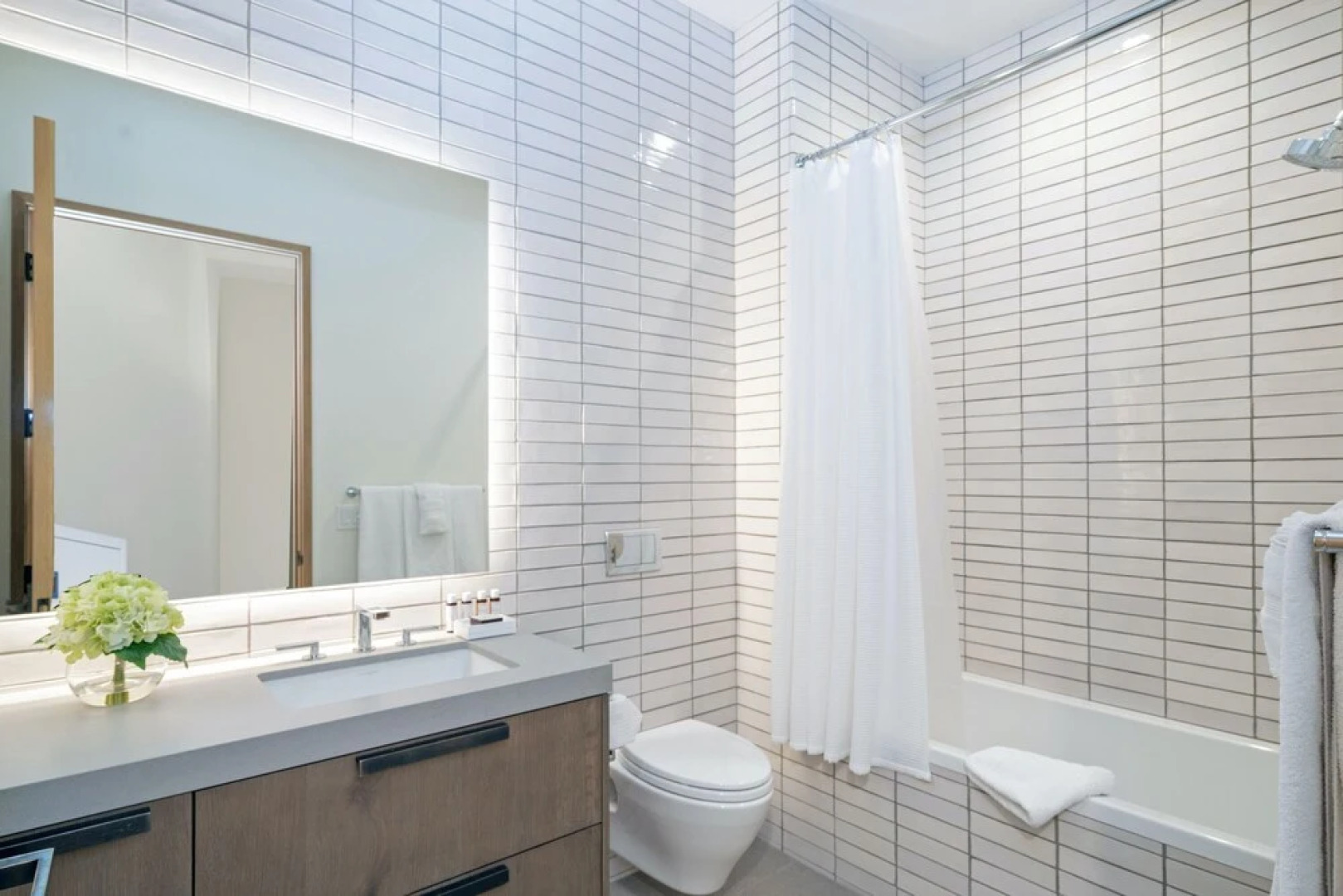 SAN Juan 103 AT Transfer by Exceptional Stays