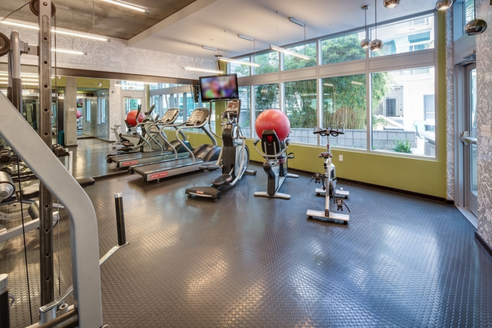 Stay Alfred on 10th Avenue