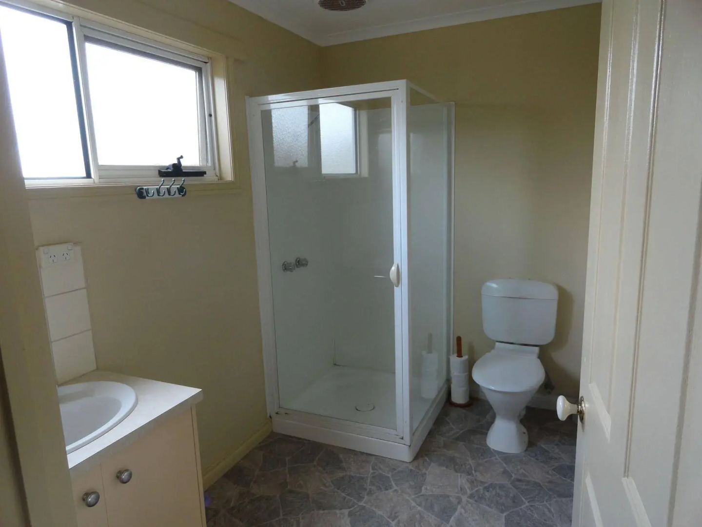 High View Family Cottages