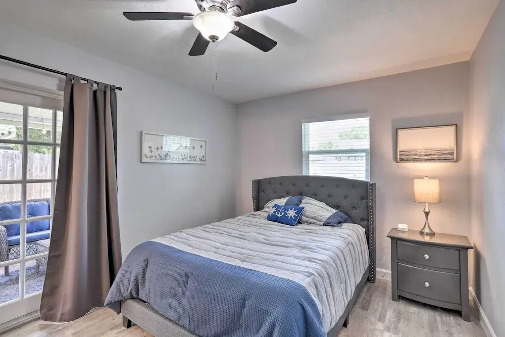 Breezy Largo Getaway - 5 Minutes to Beach!