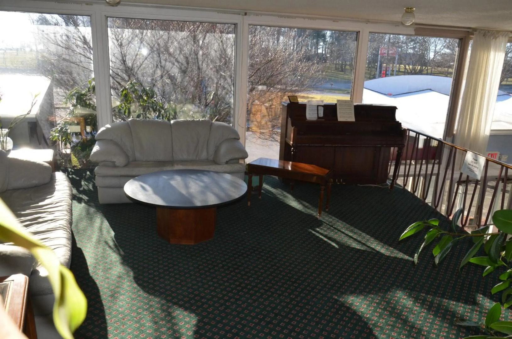 Red Carpet Inn and Suites Ebensburg