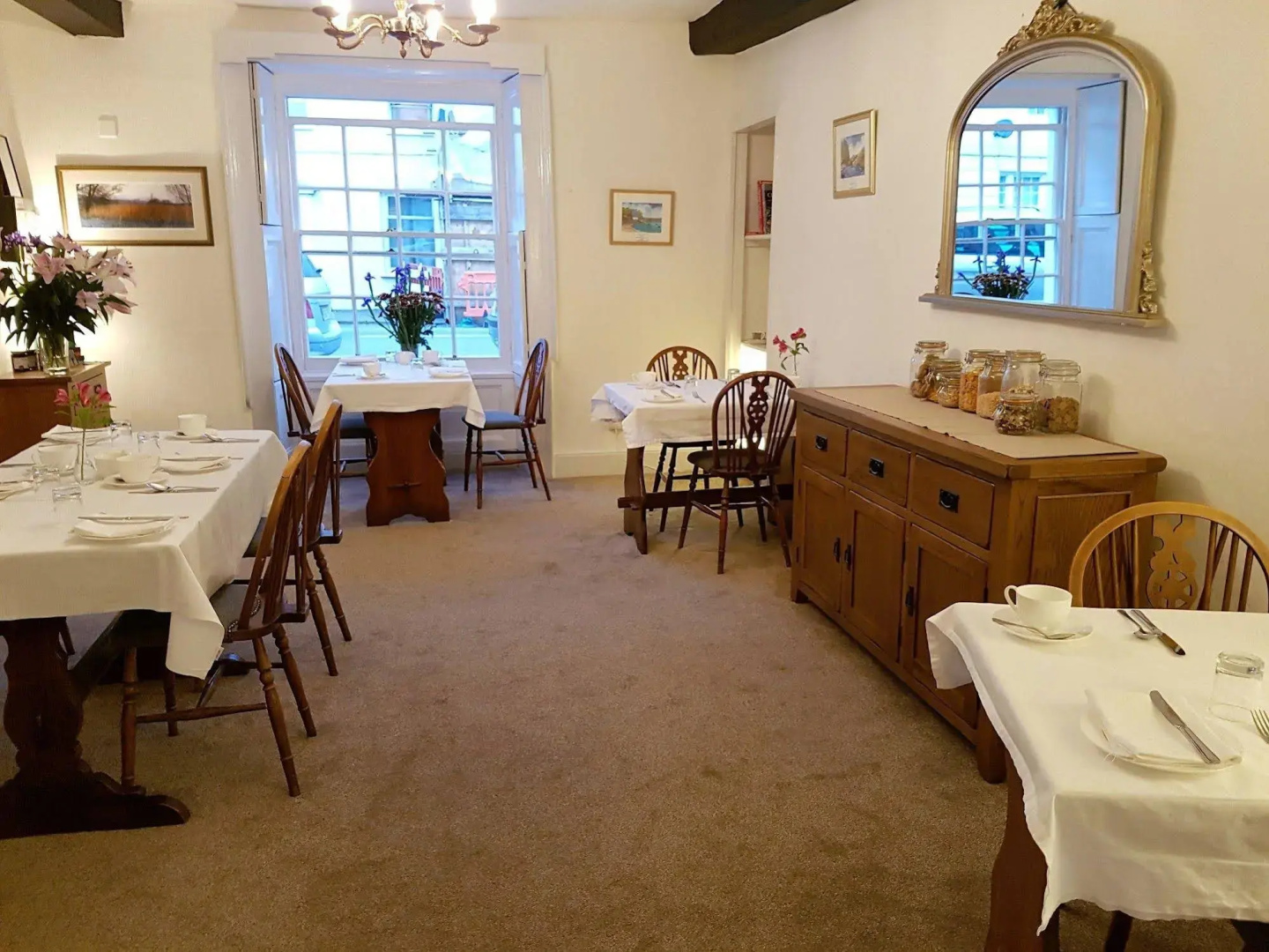 Ty Helyg Guest House