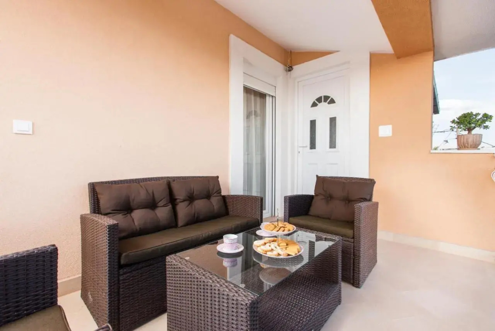 Apartment Sunny Split Znjan