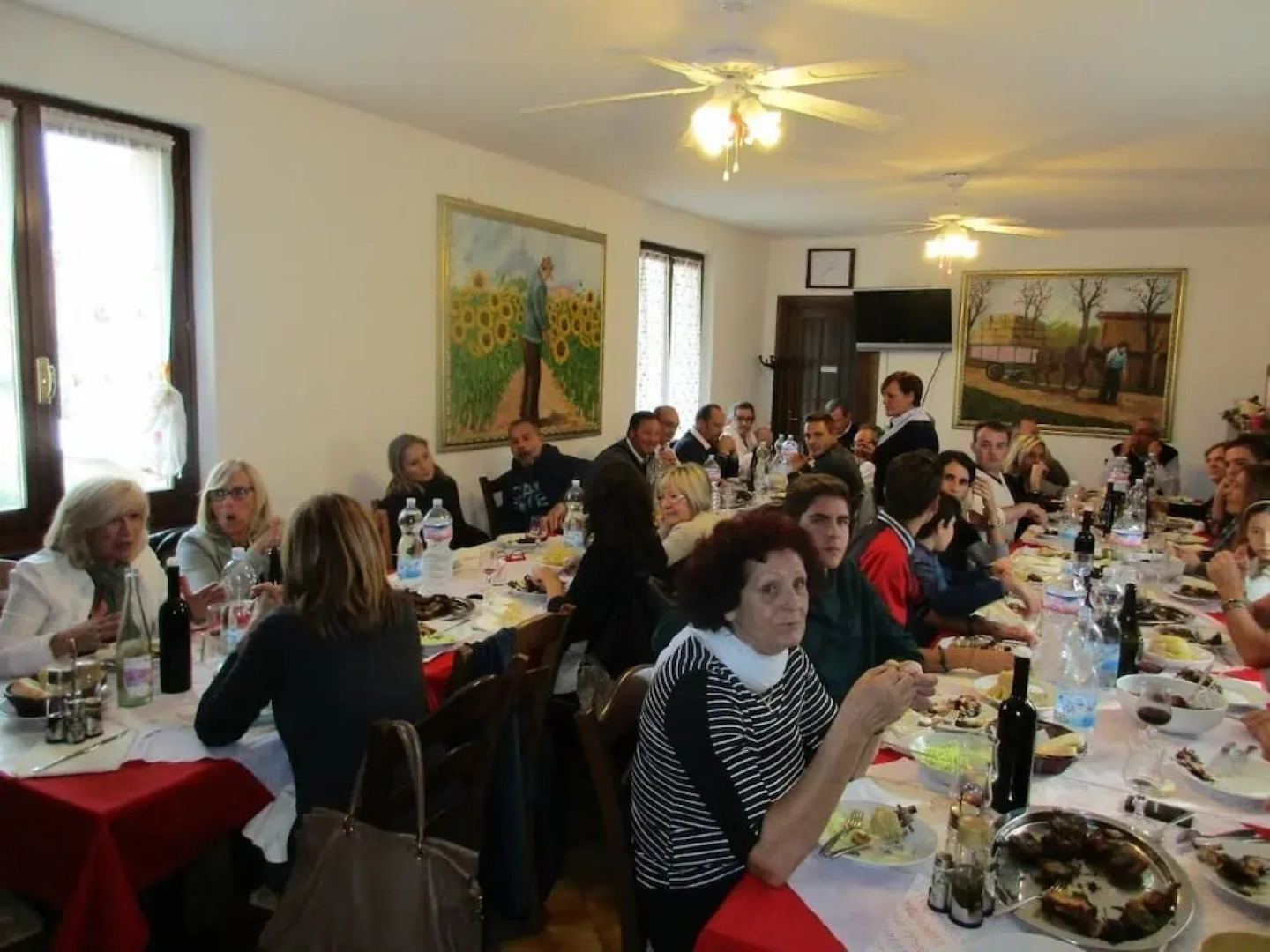 Double Room in Agriturismo Rocca Dei Marchesi - in Peaceful Area